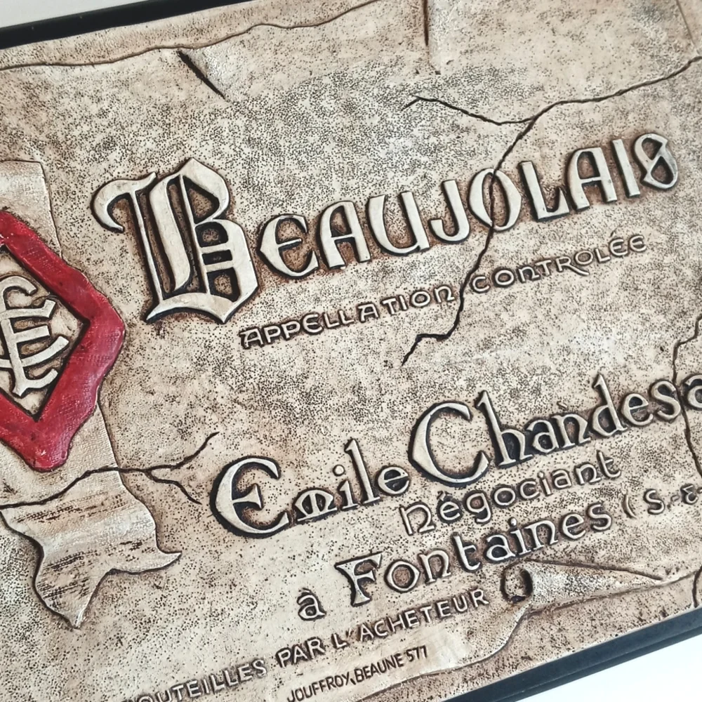 French Cottage/ Shabby Chic Wall Art Beaujolais Resin Ceramic Plaque
